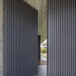 درب پیوت فلزی