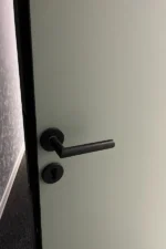 درب فریم لس آلومینیومی