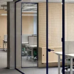 درب شیشه ای پارتیشنی